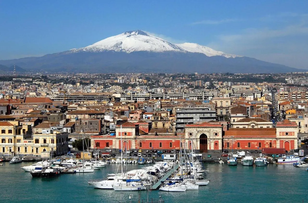 Tricora Sicilian B&B Catania 0*,  Italia